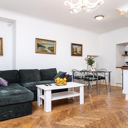 Luxury Suites - Old Town Sauna Str 탈린 외부 사진