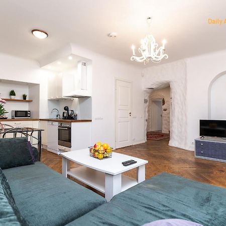 Luxury Suites - Old Town Sauna Str 탈린 외부 사진